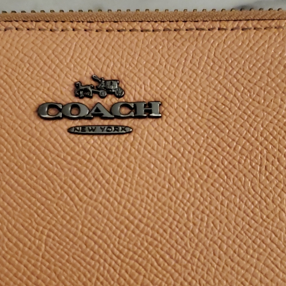 Coach Wallet - Picture 2 of 7